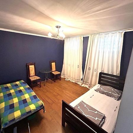 Booboo Flat In Italian Yard Apartamento Tiflis Exterior foto